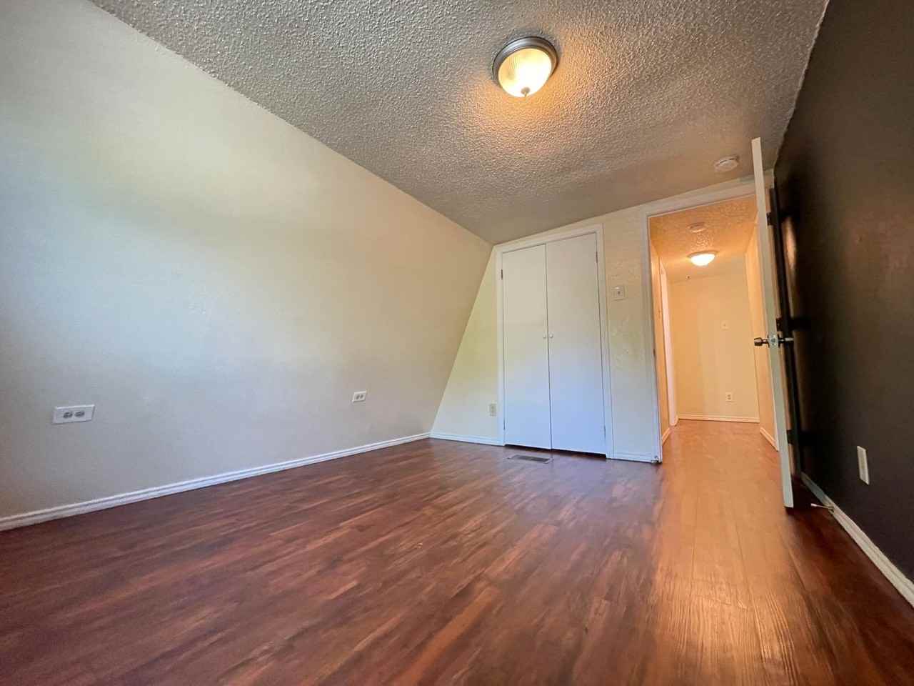 1100 W Morphy St - Photo 6 of 22