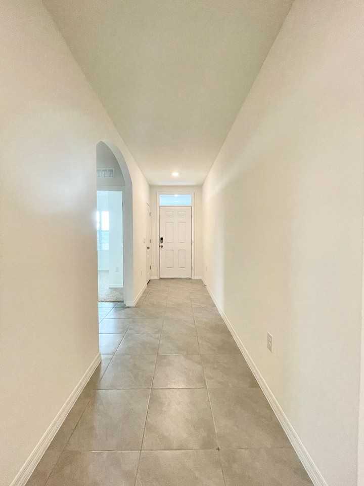 5610 Galloping Dr - Photo 6 of 26