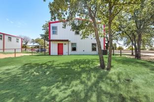 1033 Deer Ln - Photo 1 of 1