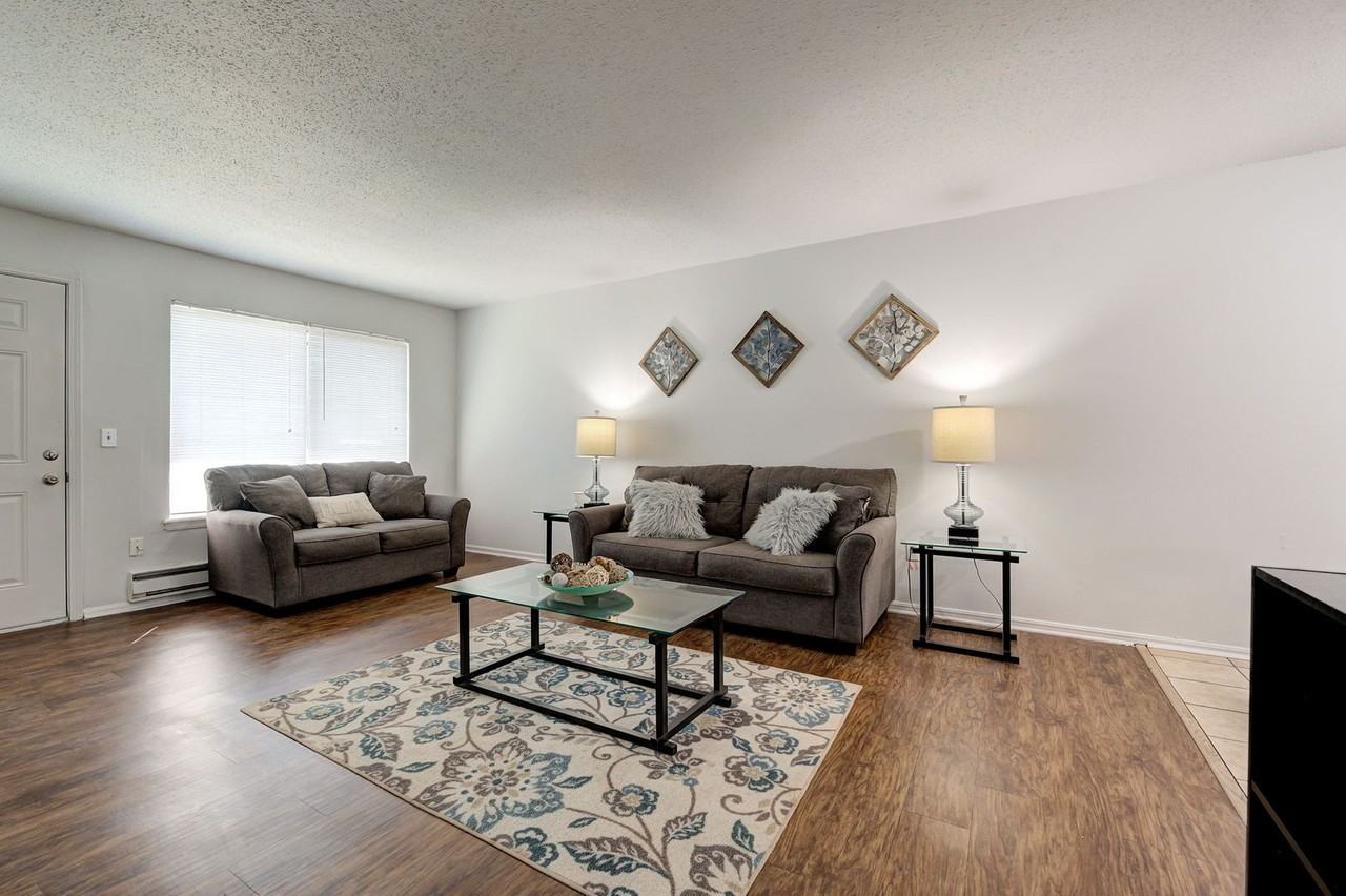 The Shelton Apartments - Photo 3 of 31