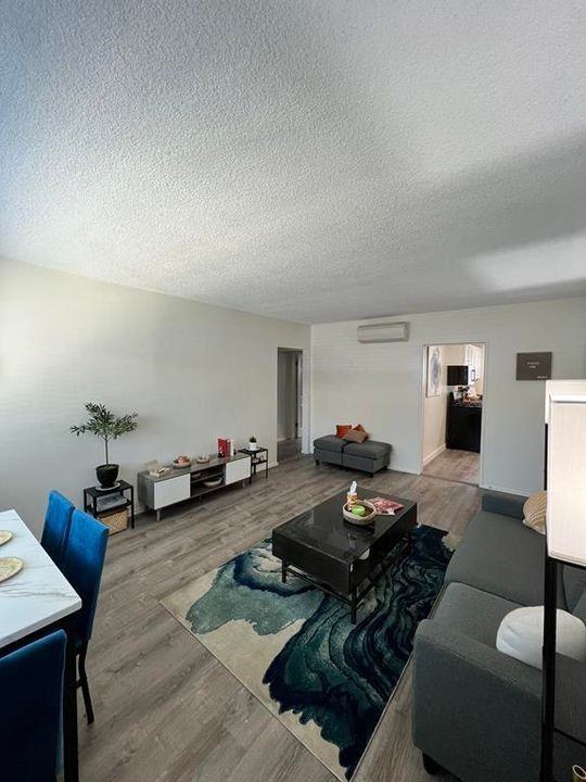 The Sequoia - Photo 2 of 14