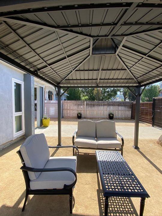 The Arches - Photo 7 of 8