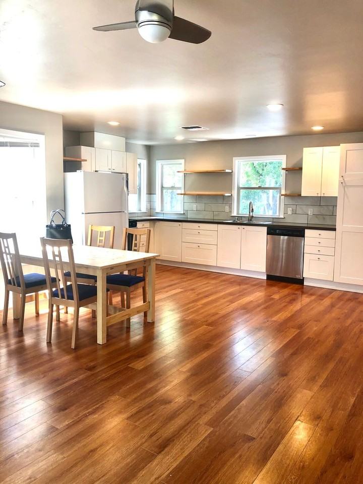 319 I St - Photo 2 of 13