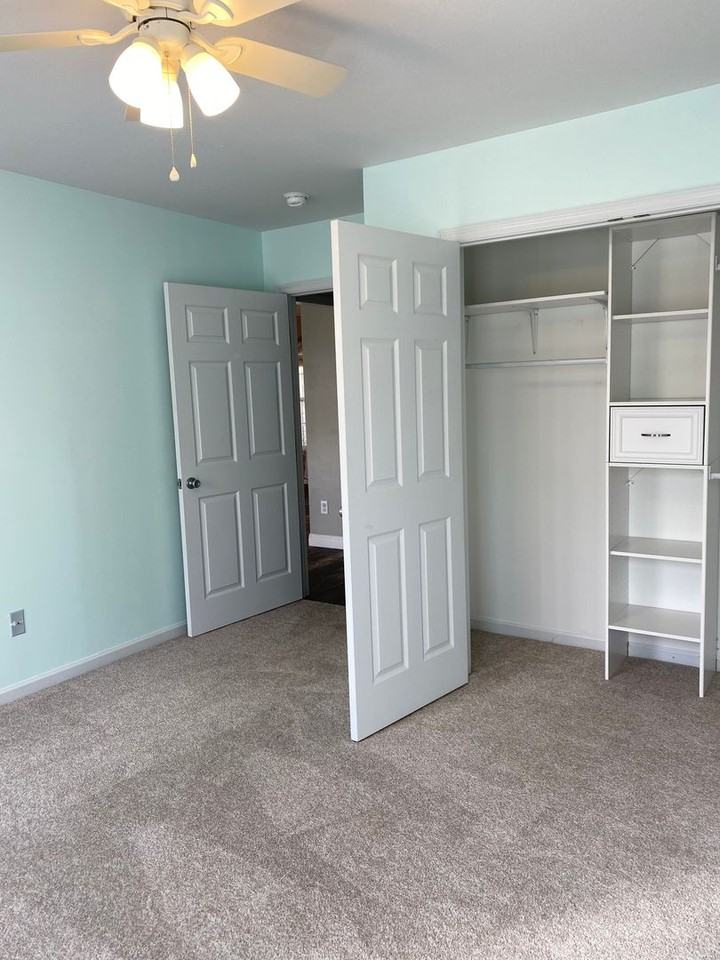 112 Michelle Ward Ln - Photo 5 of 25