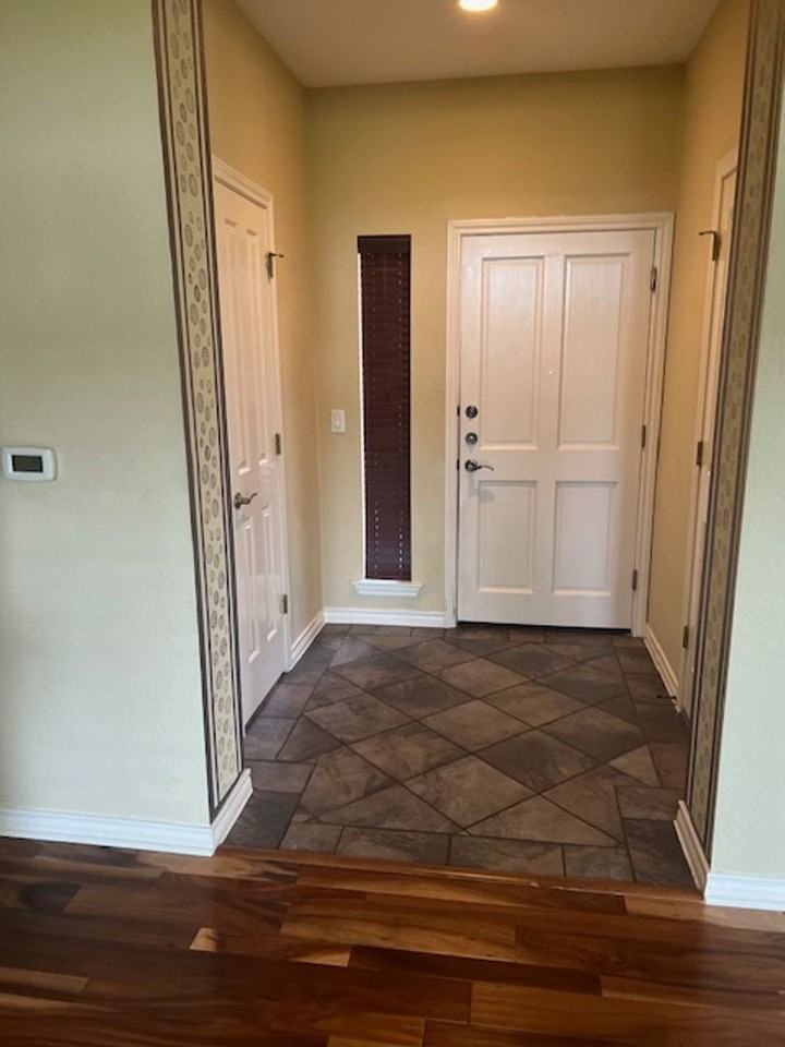 300 San Gabriel Village Blvd - Photo 5 of 25