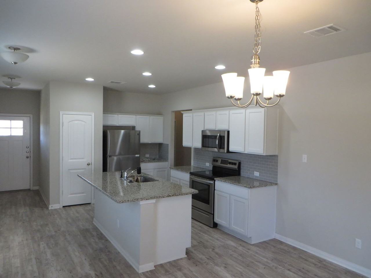 1200 Ferryman Dr - Photo 7 of 23