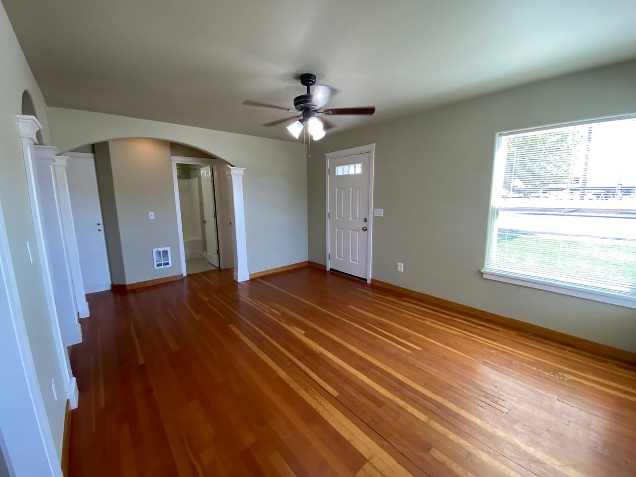 170 S 42nd St - Photo 6 of 16