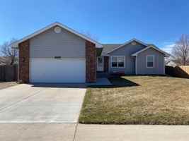 featured image of 1449 Walnut St