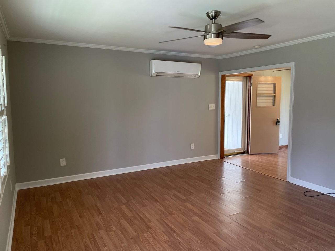 613 E Cardinal St - Photo 3 of 17