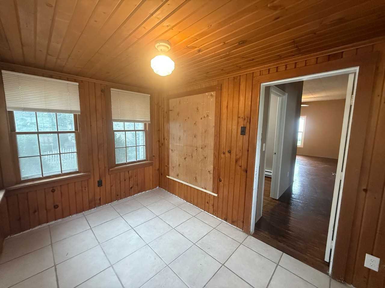 306 Madison Ave - Photo 2 of 15