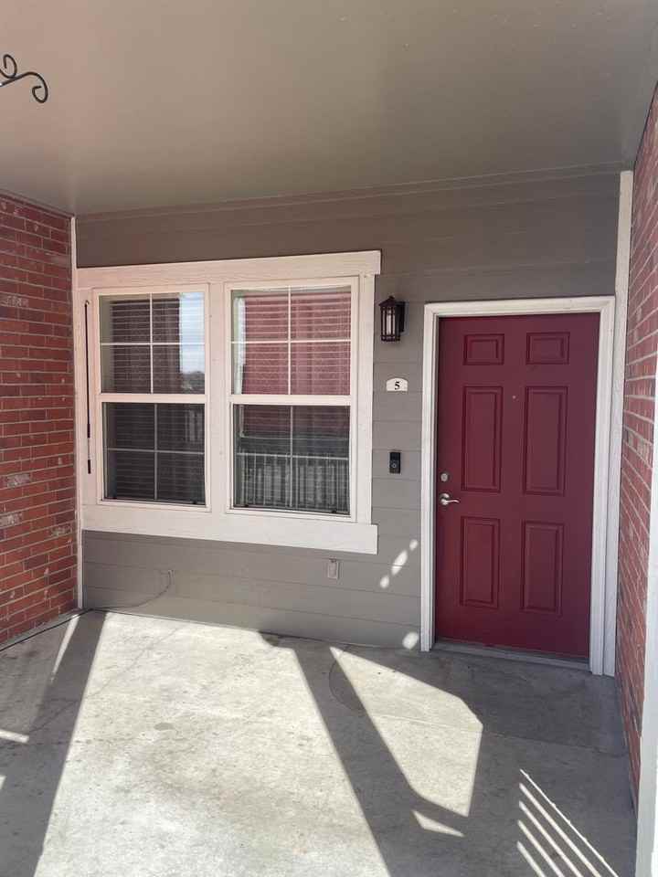 16392 E Fremont Ave #5 - Photo 3 of 15