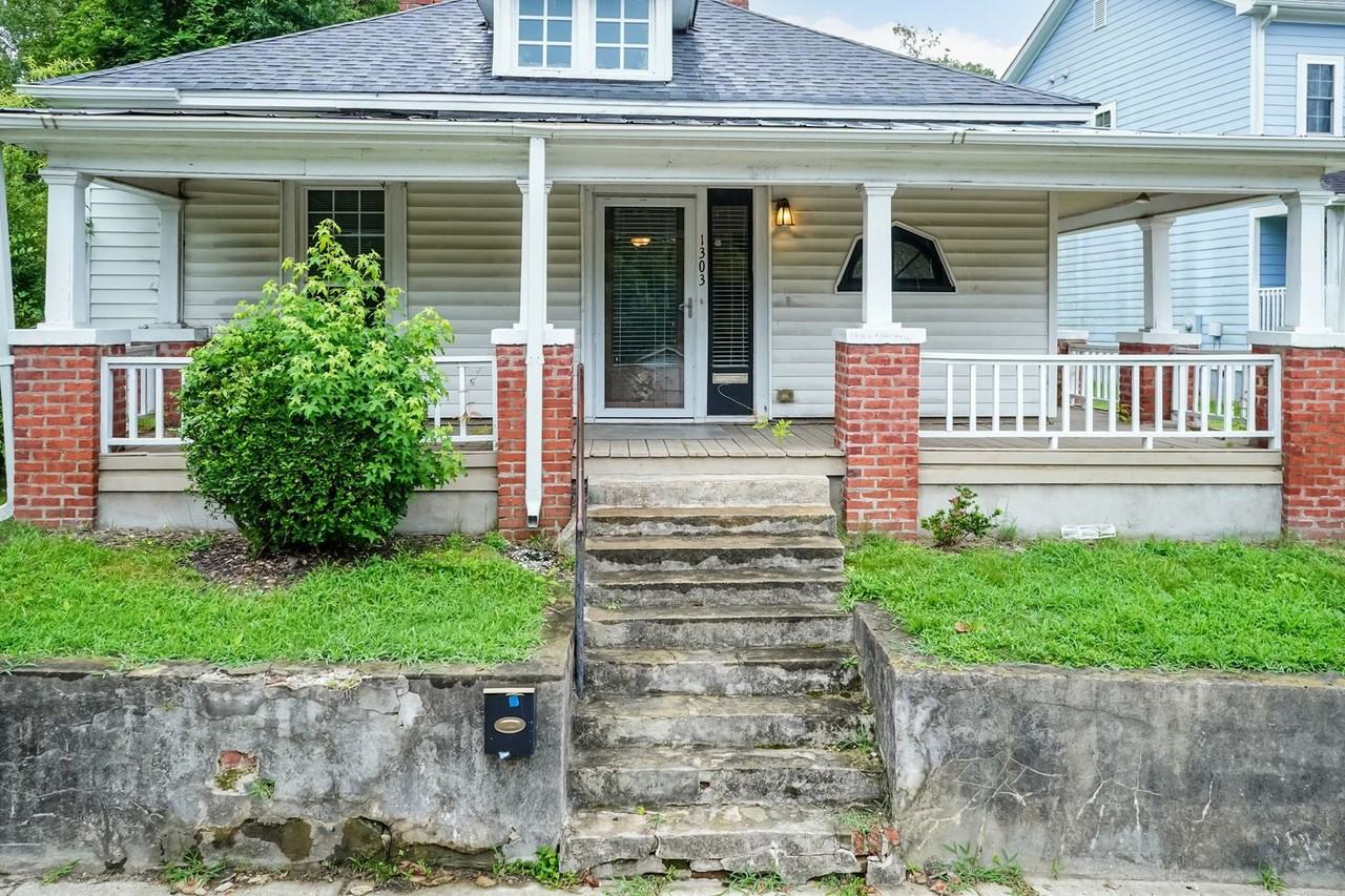 1303 South Roxboro Street - Photo 4 of 23