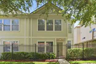 2711 Polk St - Photo 1 of 1