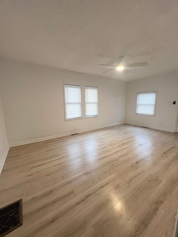 126 Central Ave - Photo 2 of 15