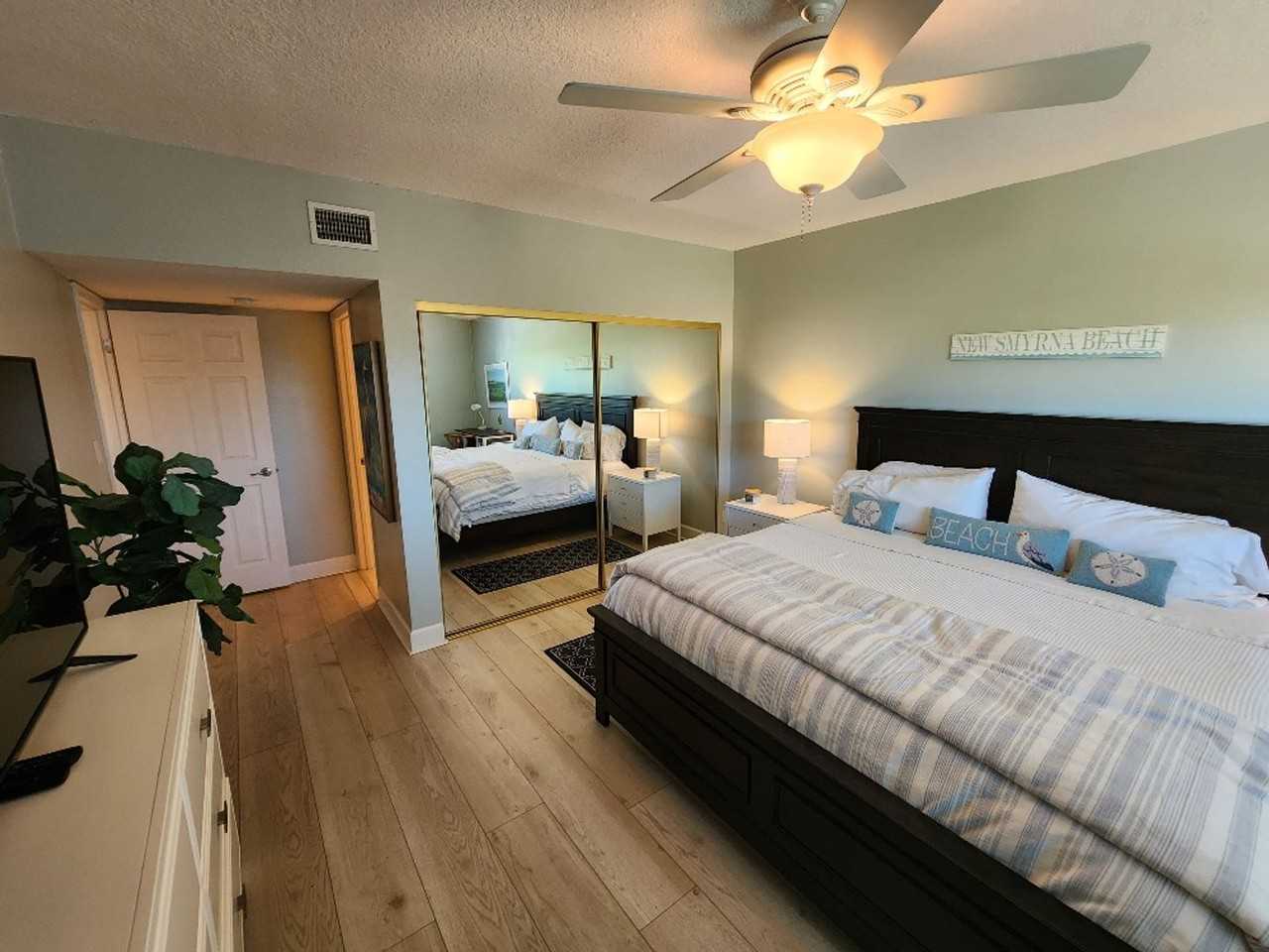 520 S Peninsula Ave - Photo 7 of 15