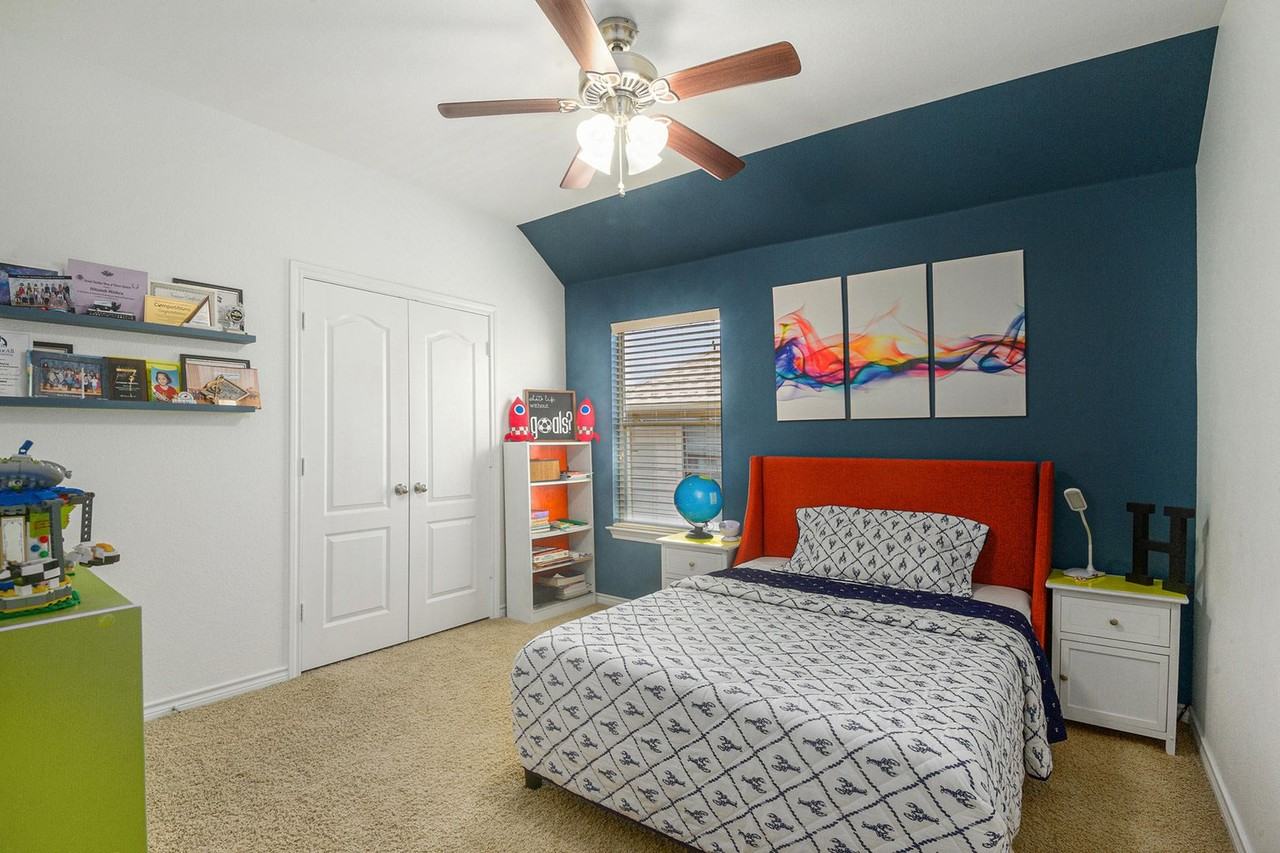 4109 Drexmore Rd - Photo 2 of 35