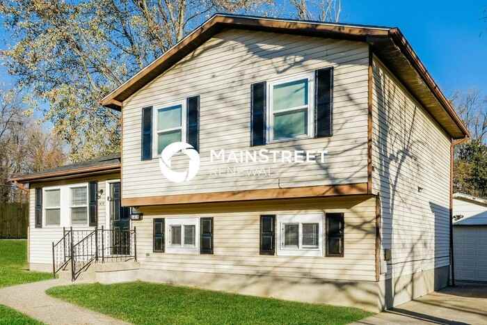 1419 Knight Rd - Photo 2 of 18