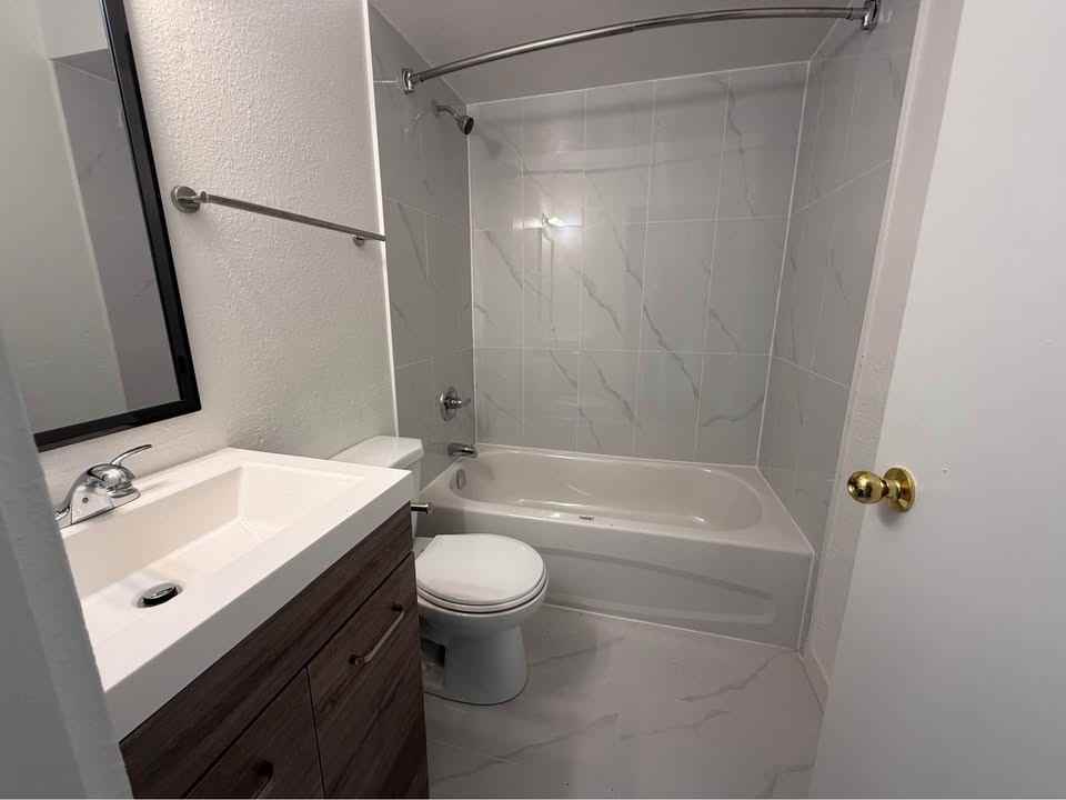 2121 Wall Street - Photo 4 of 4