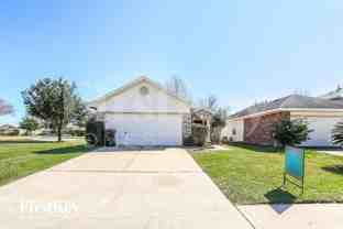 7318 River Pines Dr - Photo 1 of 1