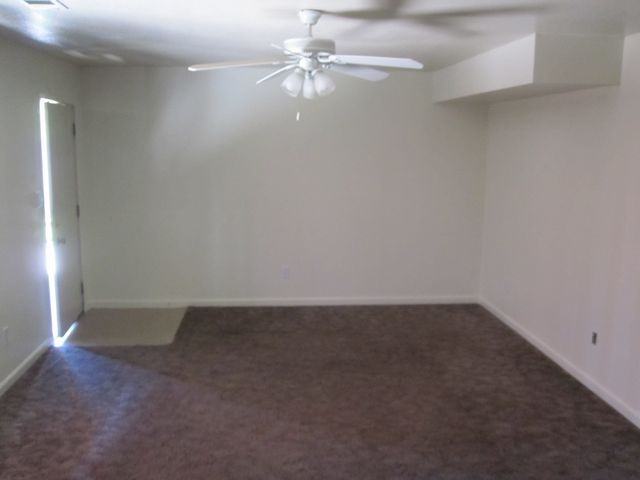 716 Empire Ave - Photo 2 of 5