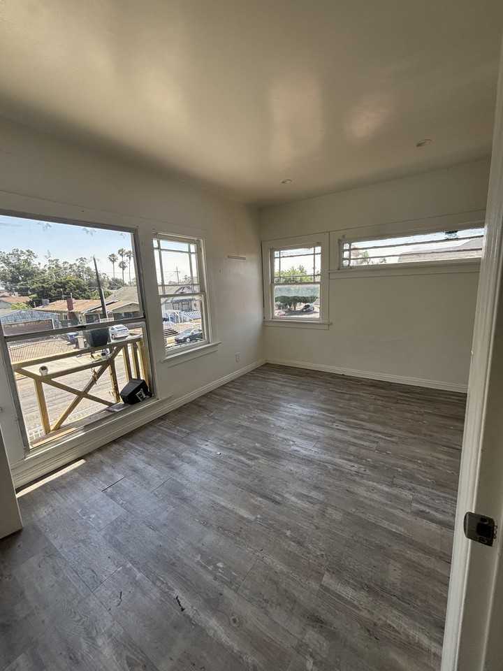 2905 Van Buren Place #1 - Photo 6 of 8