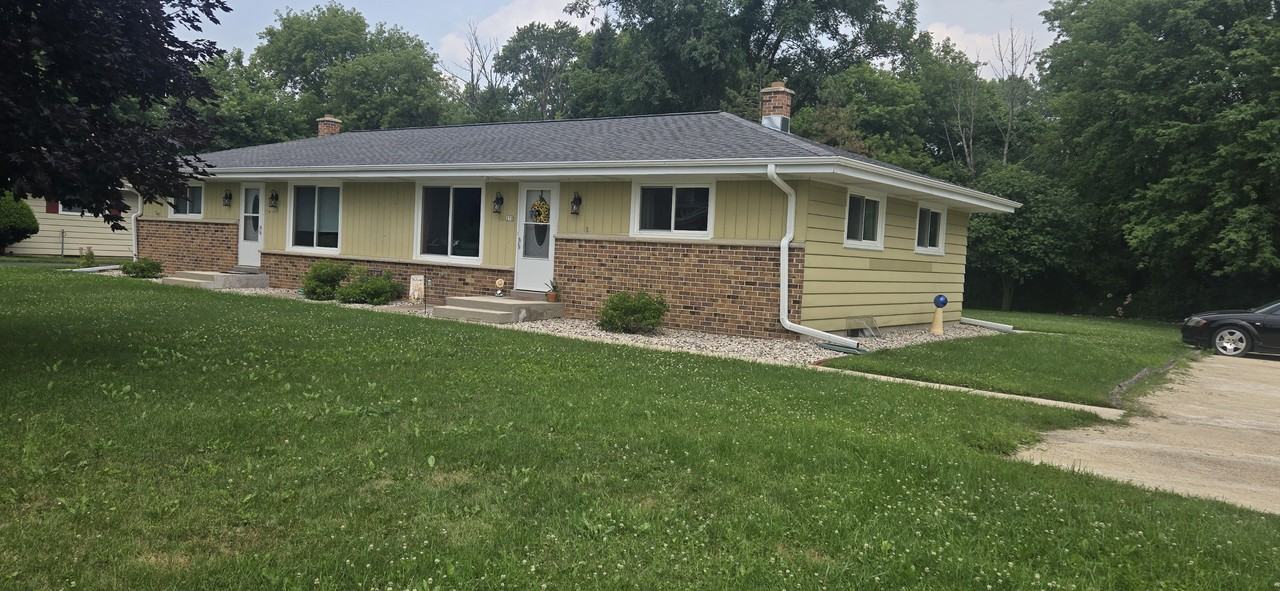 270 S Riverside Dr #270 - Photo 2 of 15