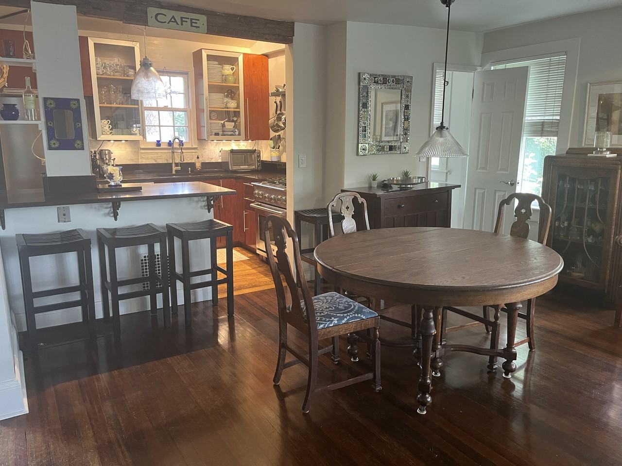 Lincoln St #1 - Photo 3 of 11