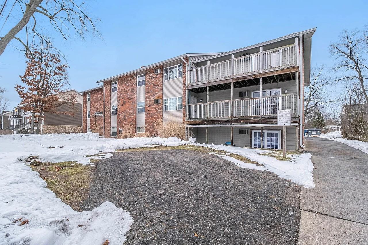 1202 Euclid Ave #NA - Photo 2 of 9