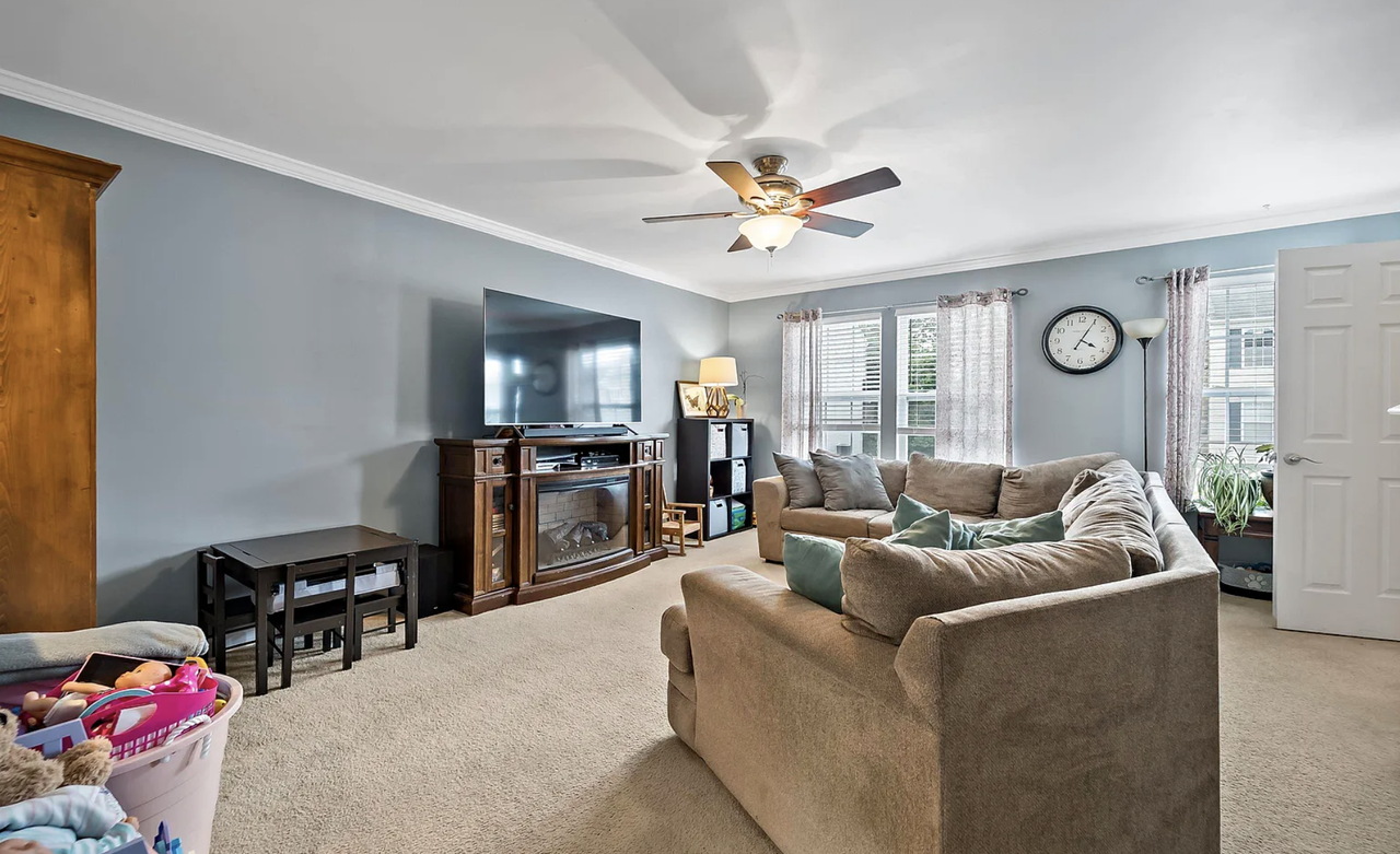 125 Birds Eye View Drive - Photo 3 of 18