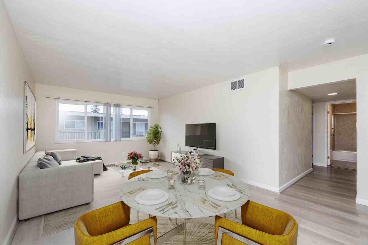 276 Adams - Photo 7 of 31