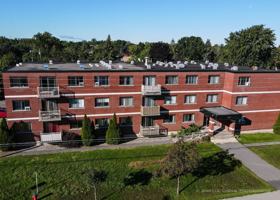 featured image of 1080 Boul De Montarville