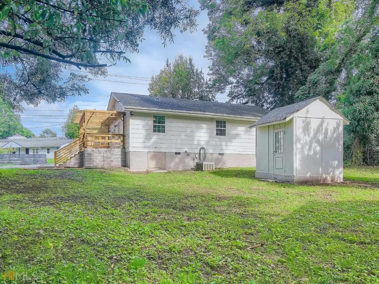 1263 Oakland Dr Sw - Photo 6 of 11