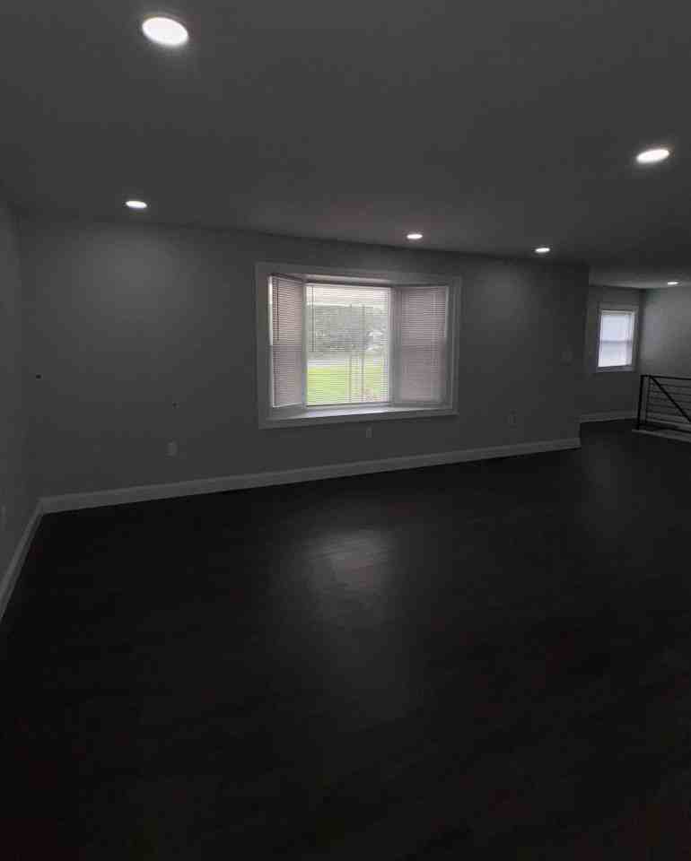 23 Center Ave, Chesilhurst NJ 08009 - Photo 4 of 11