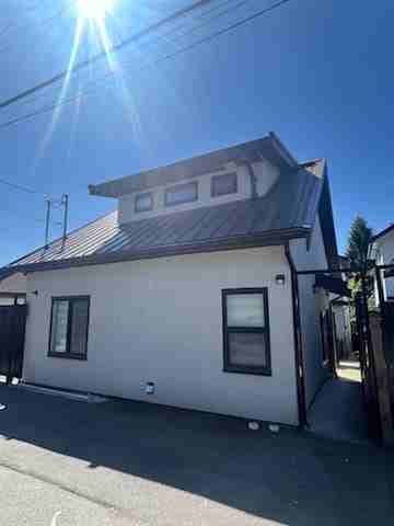 3063 8th Ave E - Photo 3 of 11