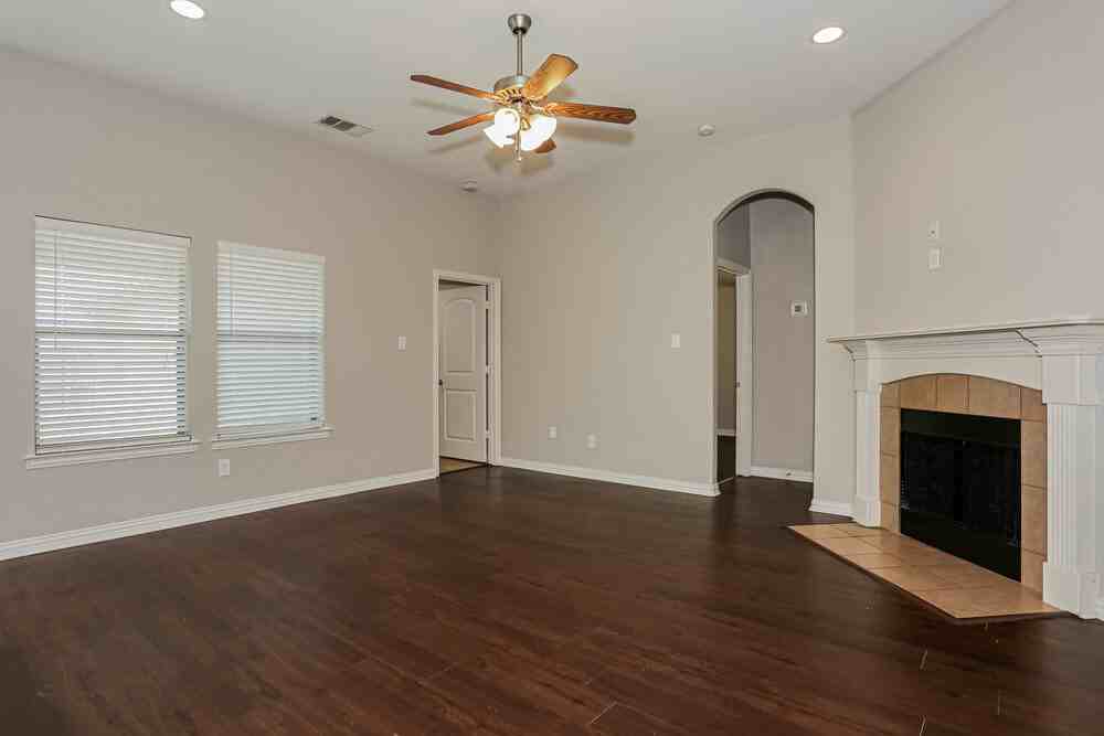 311 Galloping Hill Road - Photo 4 of 16