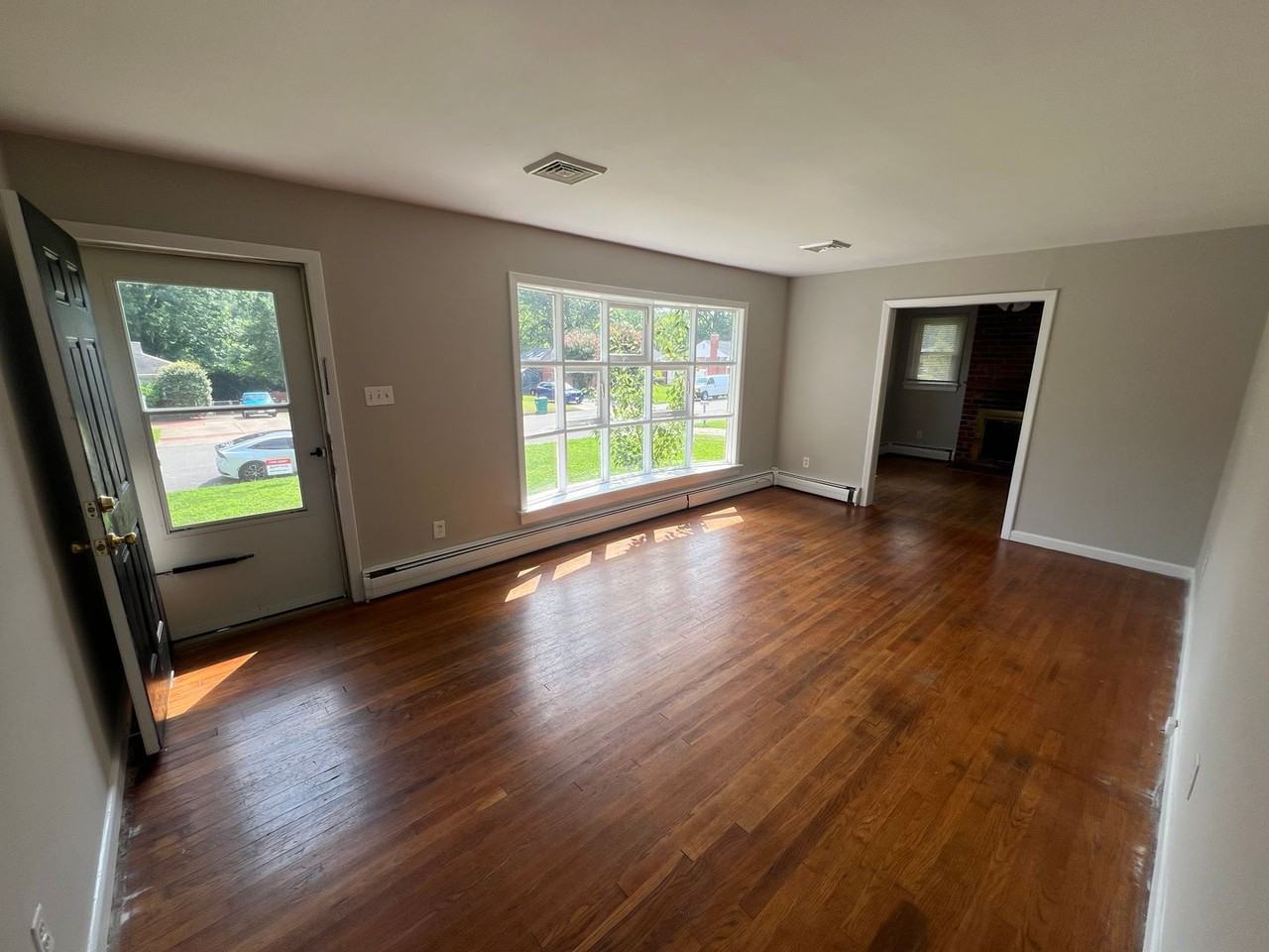 8206 Adrian Dr - Photo 3 of 35