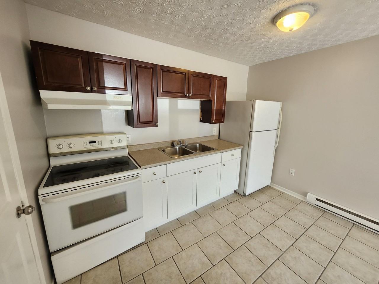 2 Arena Lane #1 - Photo 2 of 12