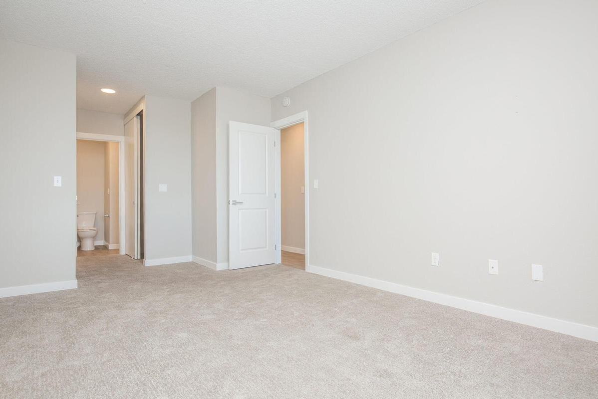 1775 Columbia Park Trl - Photo 4 of 11