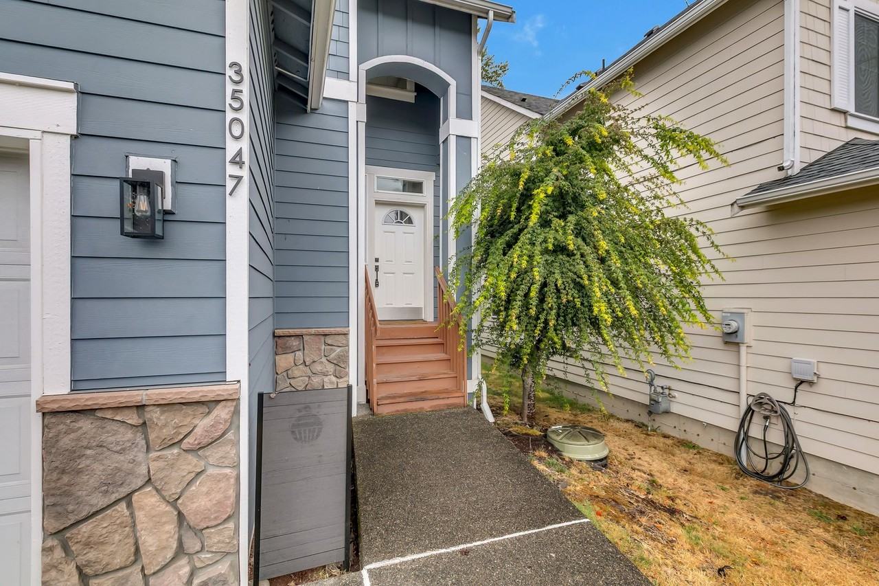 35047 41st Pl S - Photo 3 of 38