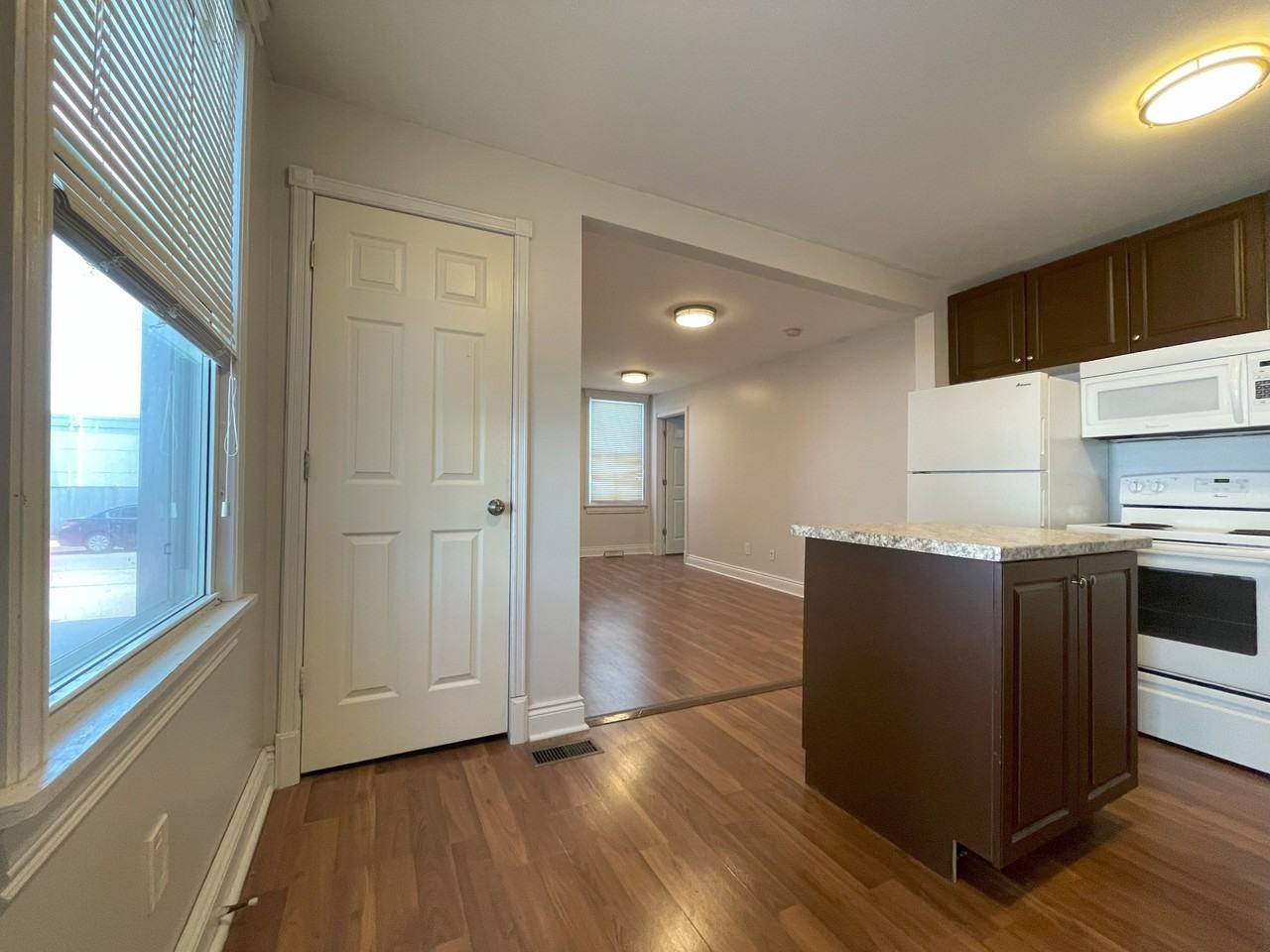 112 Orange St #B - Photo 2 of 13