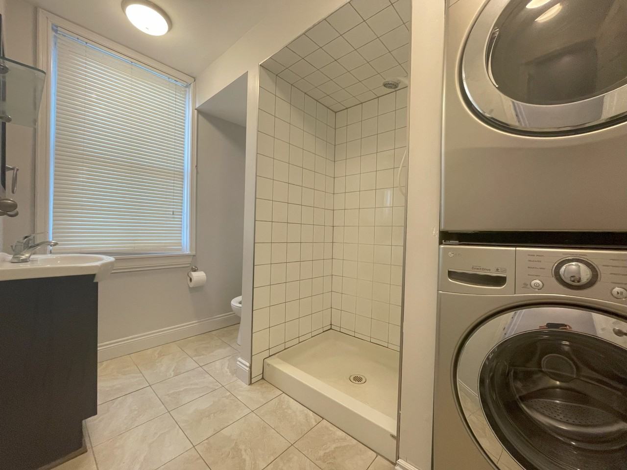 112 Orange St #B - Photo 7 of 13