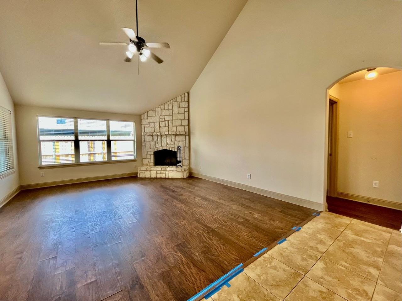 1005 Tallahassee Dr - Photo 5 of 24
