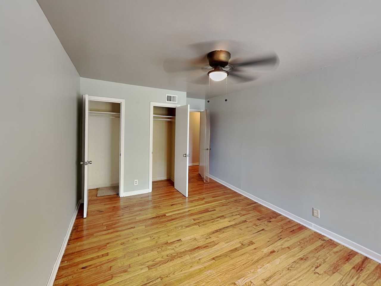 3259 Creston Ave - Photo 7 of 16