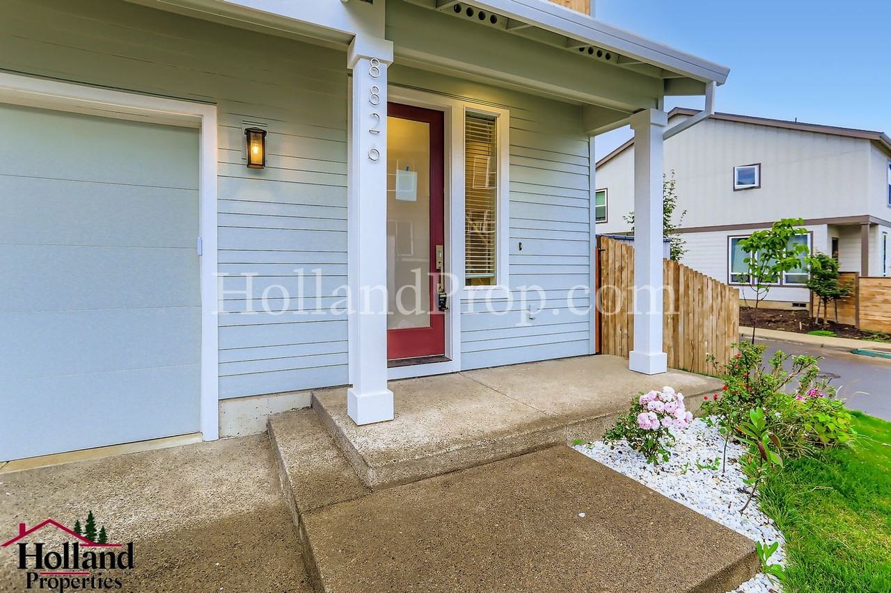 8826 Sw 176th Ave - Photo 3 of 28