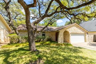 5839 Secrest Dr - Photo 1 of 1
