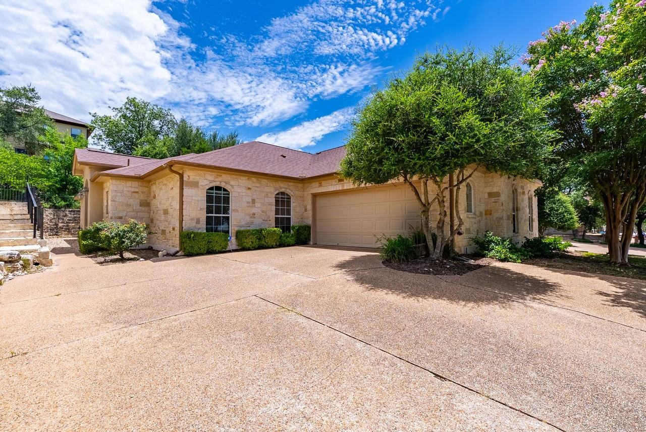 1305 Delsie Dr #A - Photo 3 of 23