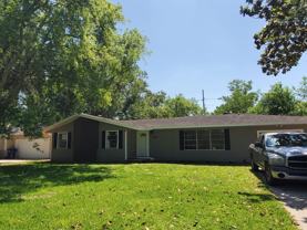 8767 Cloverdale St - Photo 1 of 1