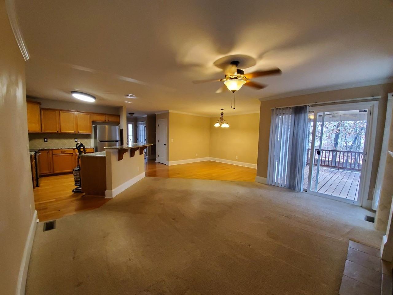 57 Cross Roads Ct - Photo 3 of 28