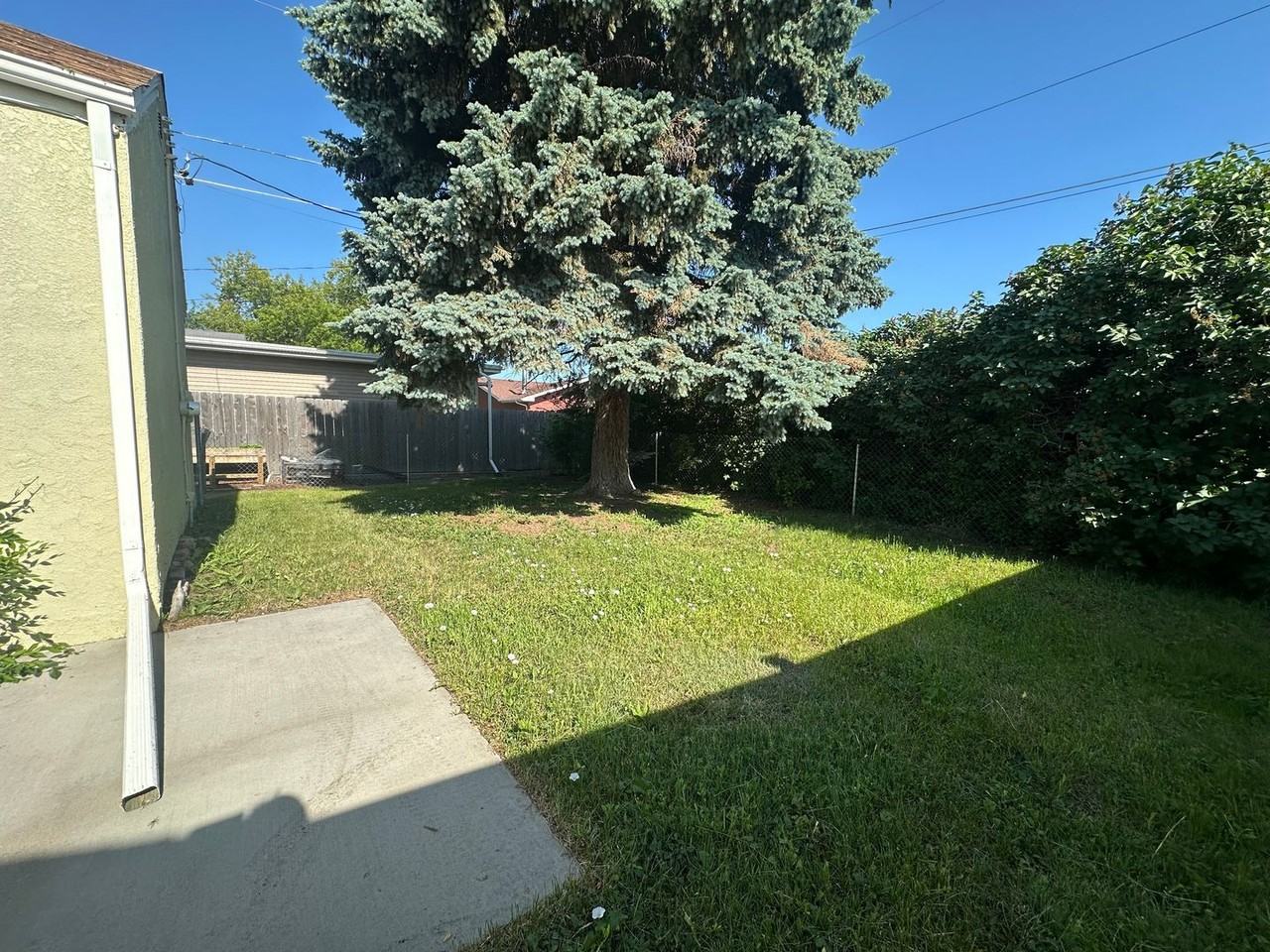 404 12th Ave Sw - Photo 4 of 14