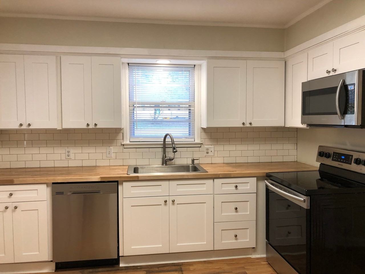 1030 Highland Ave - Photo 3 of 37